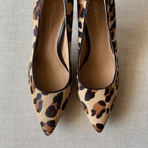 Size 8 BCB Generation Calf Fur Leopard Print Heels